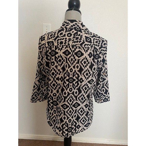 Croft & Borrow light weight Button up cotton 3/4 Sleeve blouse size - S - Picture 2 of 6